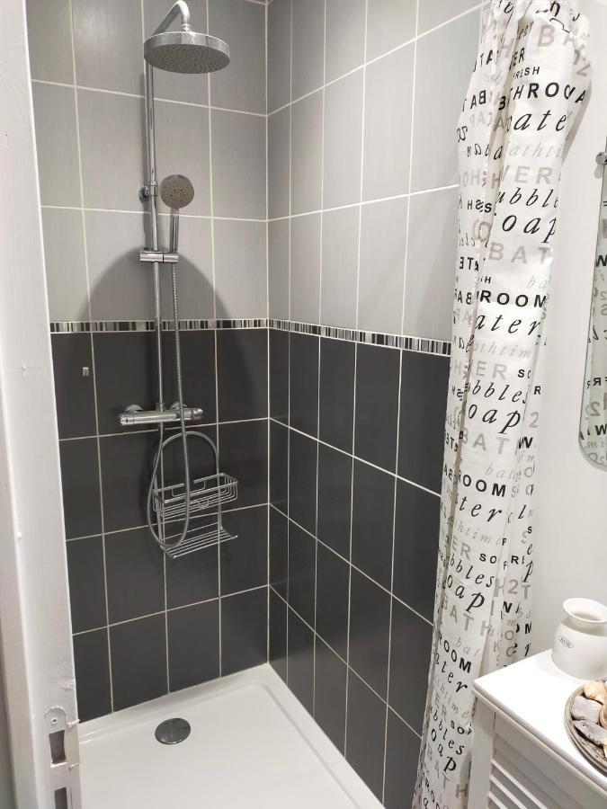 Au Gre Des Marees, Appartement Face A La Mer, Classe 3 Etoiles Ault Kültér fotó